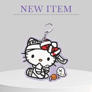 Hello Kitty Halloween Mummy Keychain